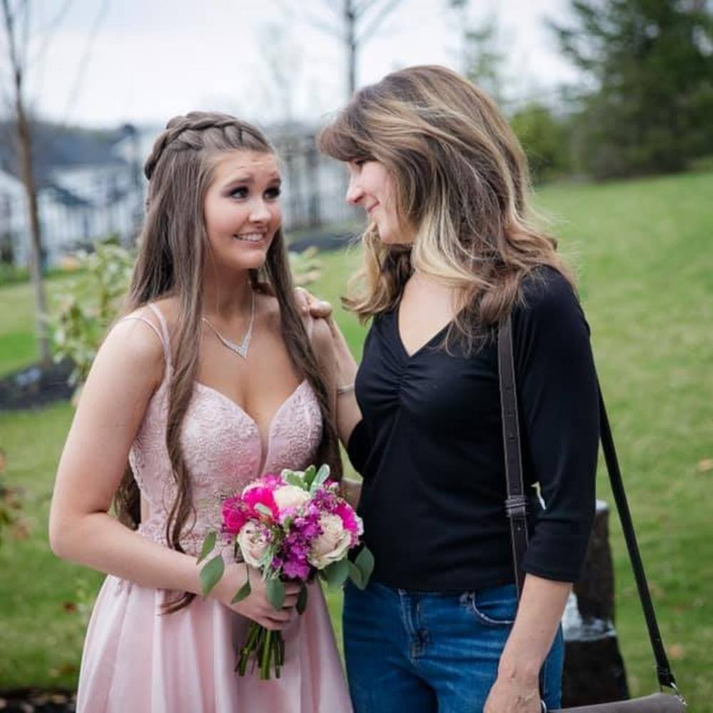 Meet your Posher, Denise